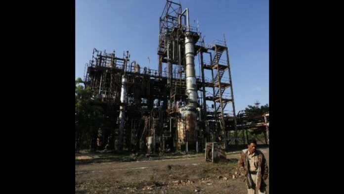Direct State Govt to provide free treatment to Bhopal gas tragedy victim: Madhya Pradesh HC